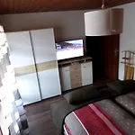 Snezak Апартаменты Бохинь